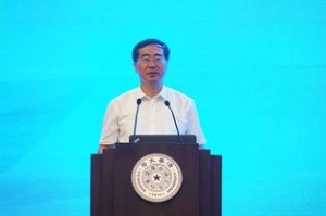 盘点大数据下的决策新模式，解析最新动态中的免费的公开版信息资源以及智能查询的数据驱动决策方案与即时反馈系统